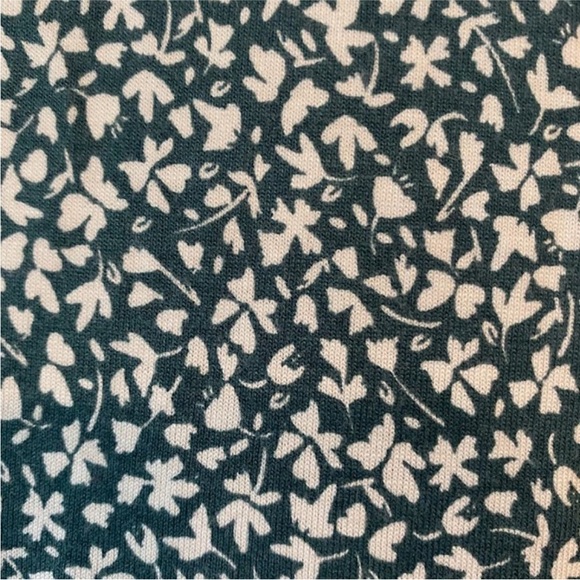 Pull&Bear Green Mini Dress with White Floral Print - Picture 16 of 16